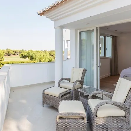 Sleeps 8 Pool Air Con Wifi * Quinta do Lago