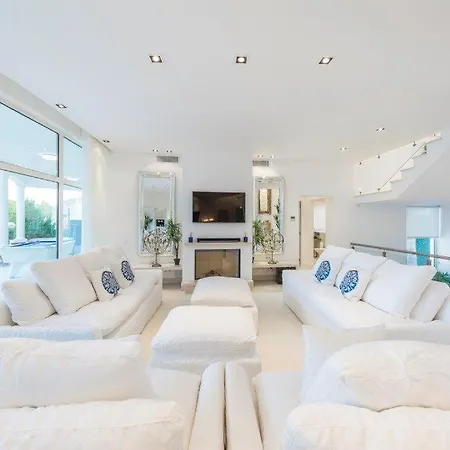 Villa Sleeps 8 Pool Air Con Wifi Quinta do Lago
